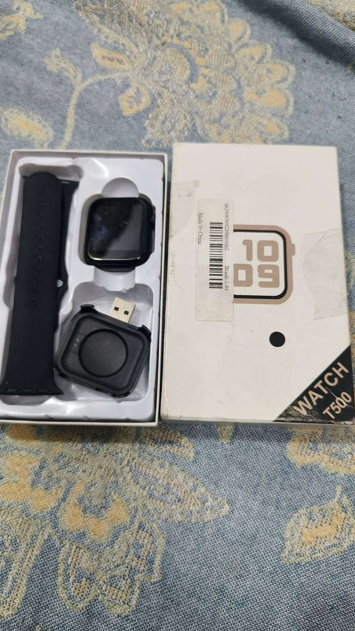 ساعات سمارت وساعات الكتروني // شوفو الستوري
الاسعار مكتوبة جوة الصور 
الحجز على الخاص او الواتساب 
***********
التوصيل كل محافظات العراق 3 الف
