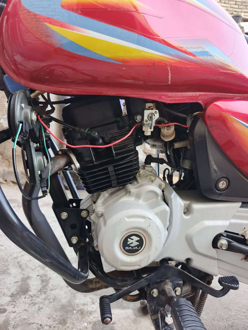 السلام عليكم
لبيع بوكسر كلاسك 
2020 عله وضع الشركه
الدراجه مابيها اي نقص جديده مكينه مكفوله عله وضع الشركه 
زوج تأيرات جدد كهربائيات كلها شغاله نكره سلف ترايك وين ميعجبك وين ميعجبك افحص 
رقم نكليزي شرط التحويل 
مكانها بغداد حي اور.
الاستفسار ***********
وتواجد عل واساب 
سعرها 1800وبيها مجال
