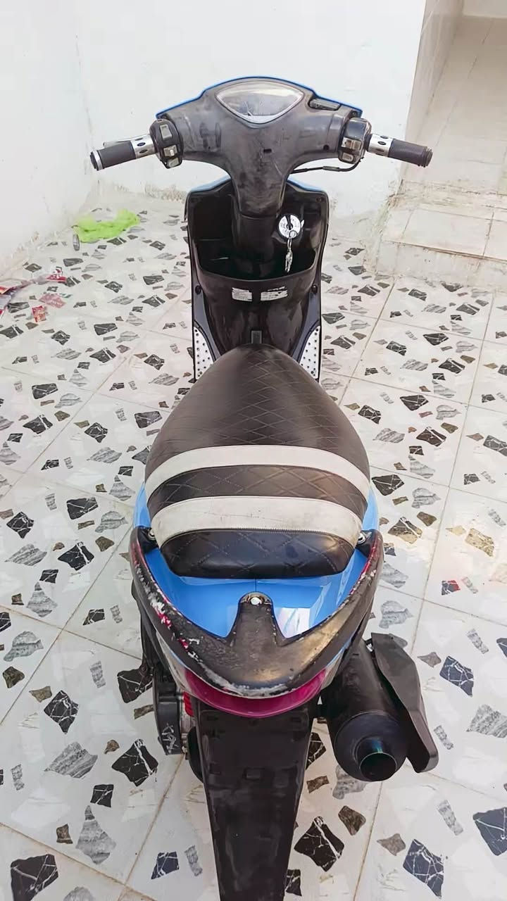 سلام عليكم دراجه ماكس عدله للبيع دراجه نضيفه. تعال افحص واخذه مفتوحه مره وحده دزويد بوشته55مكان كربلاء طويريج قضاء جدول الغربي السعر850 مجال هذه رقمي متواجد عل خاص شوكت ماتريد ***********😍😍
