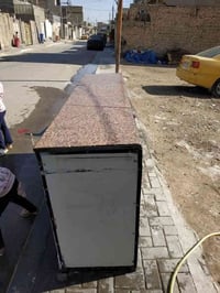 ميز للبيع نضيف جدا  مرمر وجام ‏‪0772 600 9956‬‏