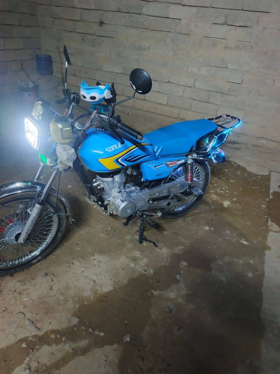 سونلينك 25 للبيع او مراوس ب5كير
للتواصل خاص او عل رقم ***********
