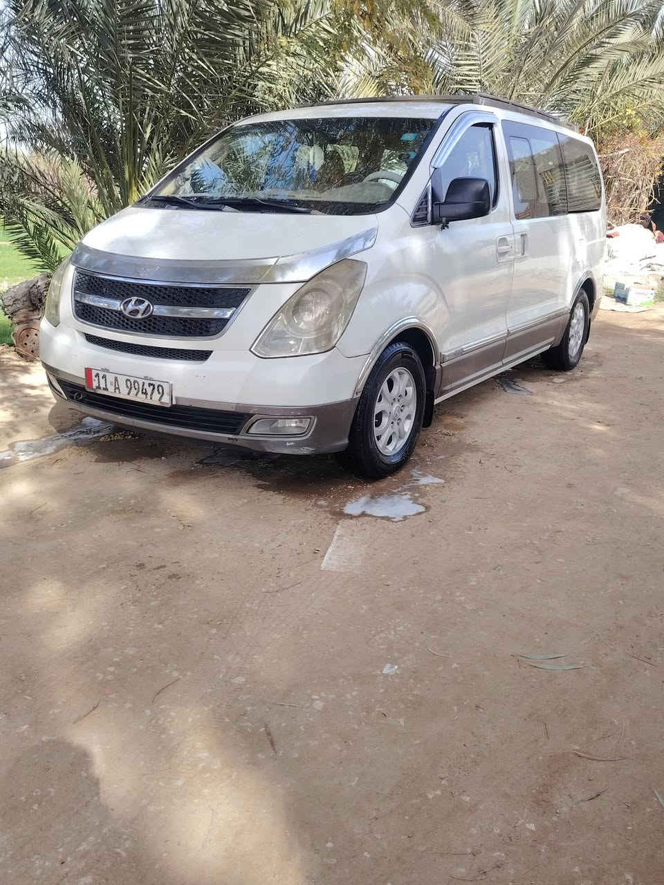 سياره للبيع استاركس موديل 2009.اصل تخم تاير حداديه مكينه تبخير قليل بدون تنقيص سياره جديده السعر على الخاص للستفسار ***********
