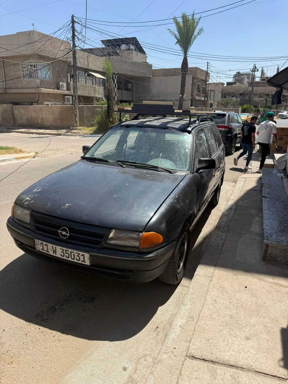 اوبل استرا ٩٢
لون اسود
مكينة ١٦٠٠
سيارة جاهزة ما بيها نقص
رقم بغداد الجديد 
سعر ٤٠ وبيها مجال بسيط

***********
مكلف فقط بالنشر للتواصل على الرقم بغداد, العراق
