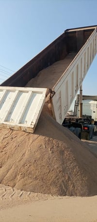 شاحنة