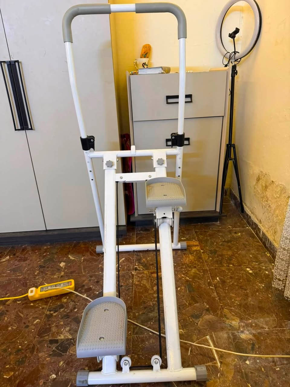 للبيع جهاز رياضي (Orbitrek / Cross Trainer) 🏃‍♂️
✅ جديد، غير مستعمل
💰 سعر الشراء: 110 ألف
🔥 سعر البيع: 70 ألف فقط

📌 سبب البيع: ماكو مكان بالبيت.

واتساب فقط: ***********
