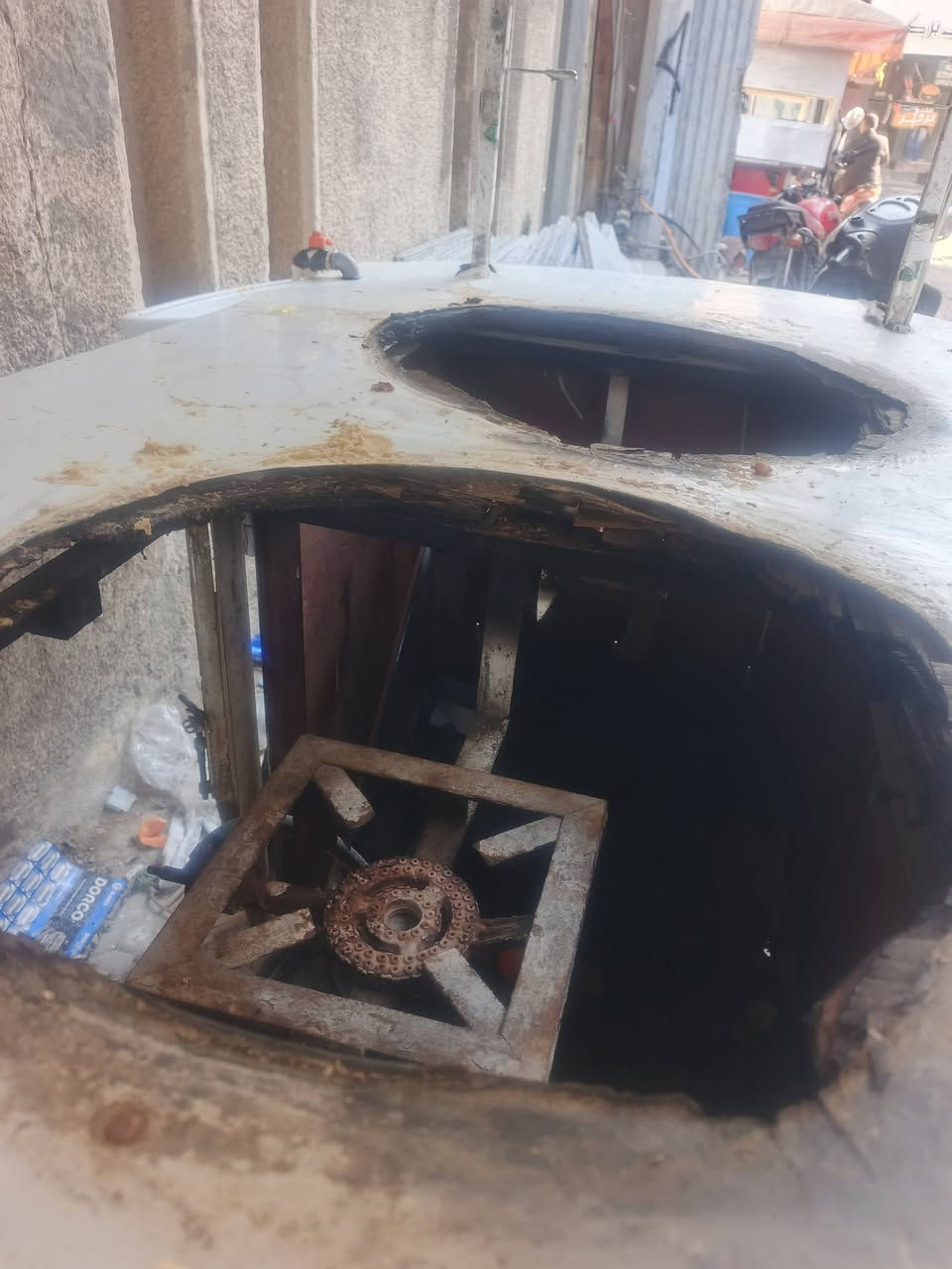 عربانه للبيع قييم الليرضى بيه الله واخذها إذا أنت على باب ألله بس خلي كدوره واشغل عربانه كامله وتخمه ***********مكاني الحريه دباش مقابل صيدليه البهاء
