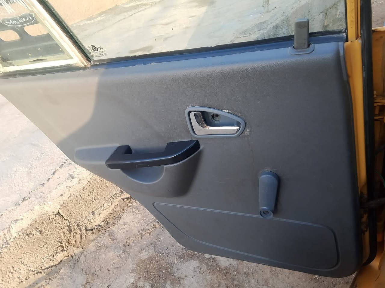 سلام عليكم للبيع:سايبا موديل 2012
سياره مكينه مجفته جديدة
 او   معمره دوسات او هلالات
 . او سياره مصفره هيه او غرامات او هزه جديده السيارة بسمي 
مابيهه اي نقص  حلوه او نصبتهه كاعده
 بس هذني الخياسات بدون صبغ
: او سعرهه ب 27او. بيها مجال
عنوان شارع المرور الحسينية 
رقم الهاتف. ‏‪***********‬‏
