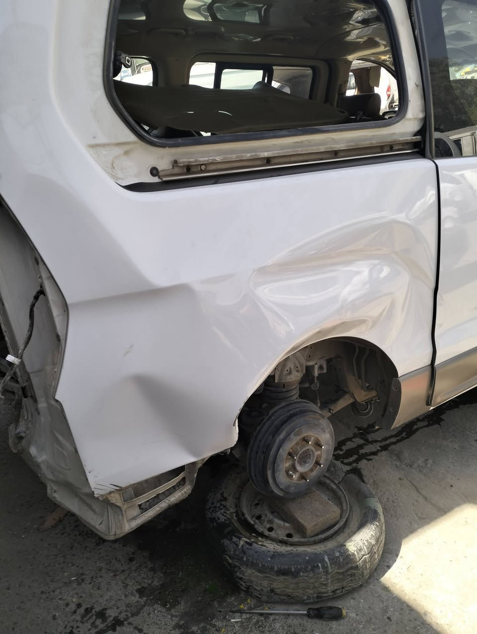 قبل وبعد اياد شمري سمكرة كافه انواع سيارات شارع شيخ عمر شارع الكيات ***********  تعديل جاملغ بارد بدون صبغ ***********
