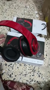 سماعات بلوتوث • مبطنه جلد طبيعي • ٤ قطع