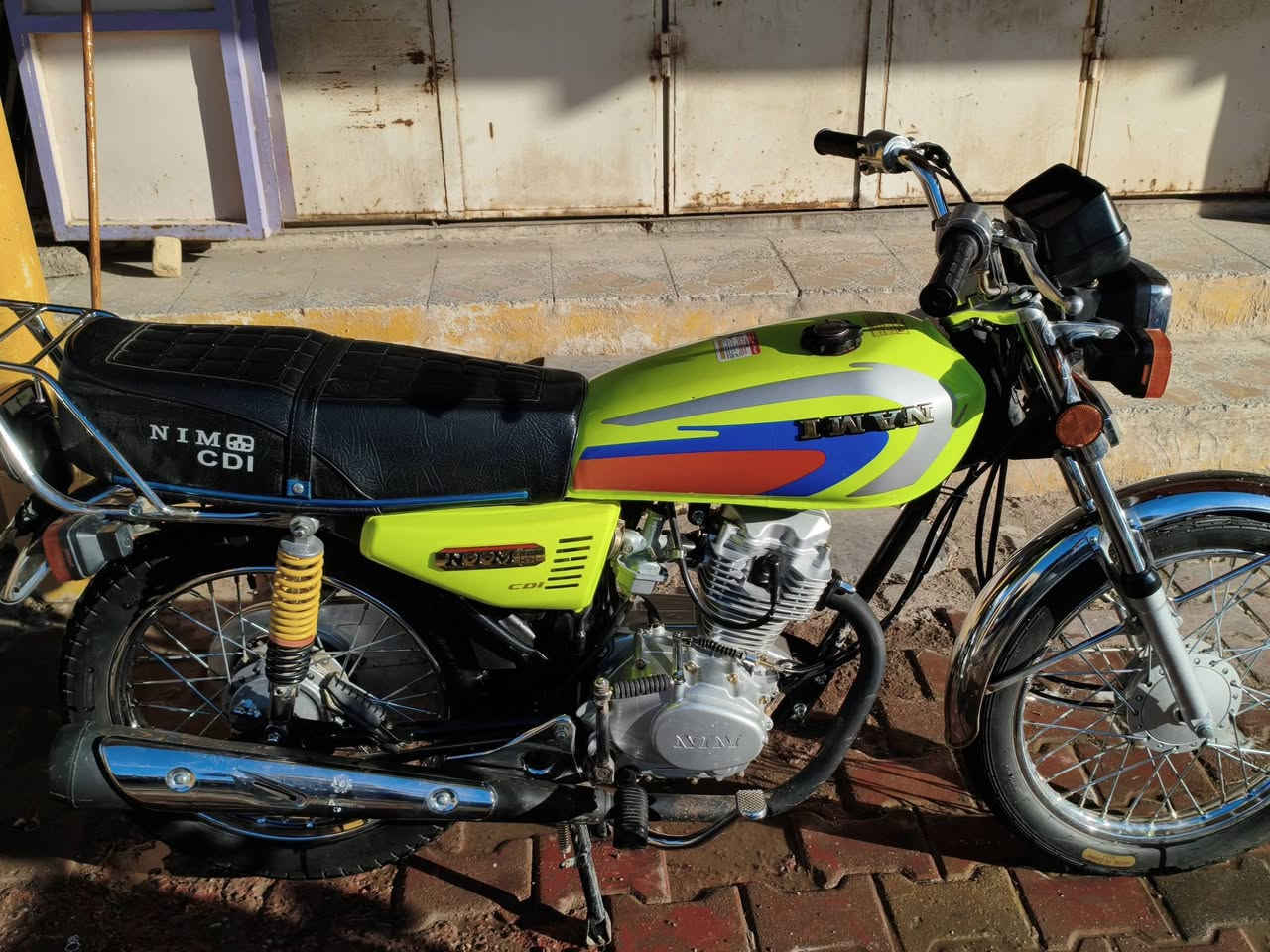 السلام عليكم
دراجة اوارق سكنر 
مكينة امتياز باب الاول 
شاصي نامي قصبه رفيعه
السعر 900
***********
