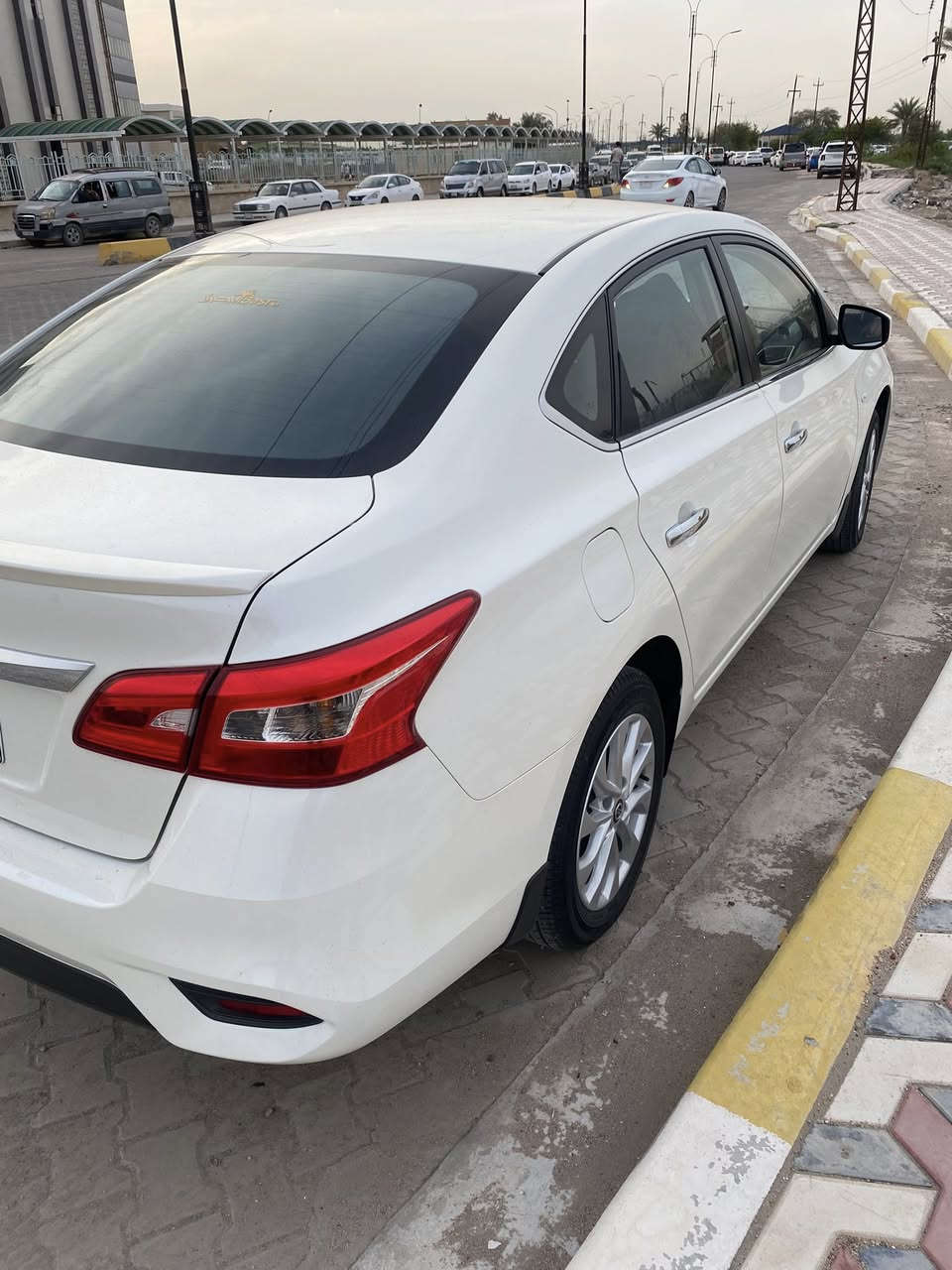 سلام عليكم نيسان سنترا مديل 2025 السياره جديده كلش برغي ما مفتوح ولا مبدل بيها شي كله علا الوكاله كفاله داخل احمر قطعتين تبريد شاشه ابلاديه كار بلي مكاني البصره القبله رقمي *********** السعر 124
