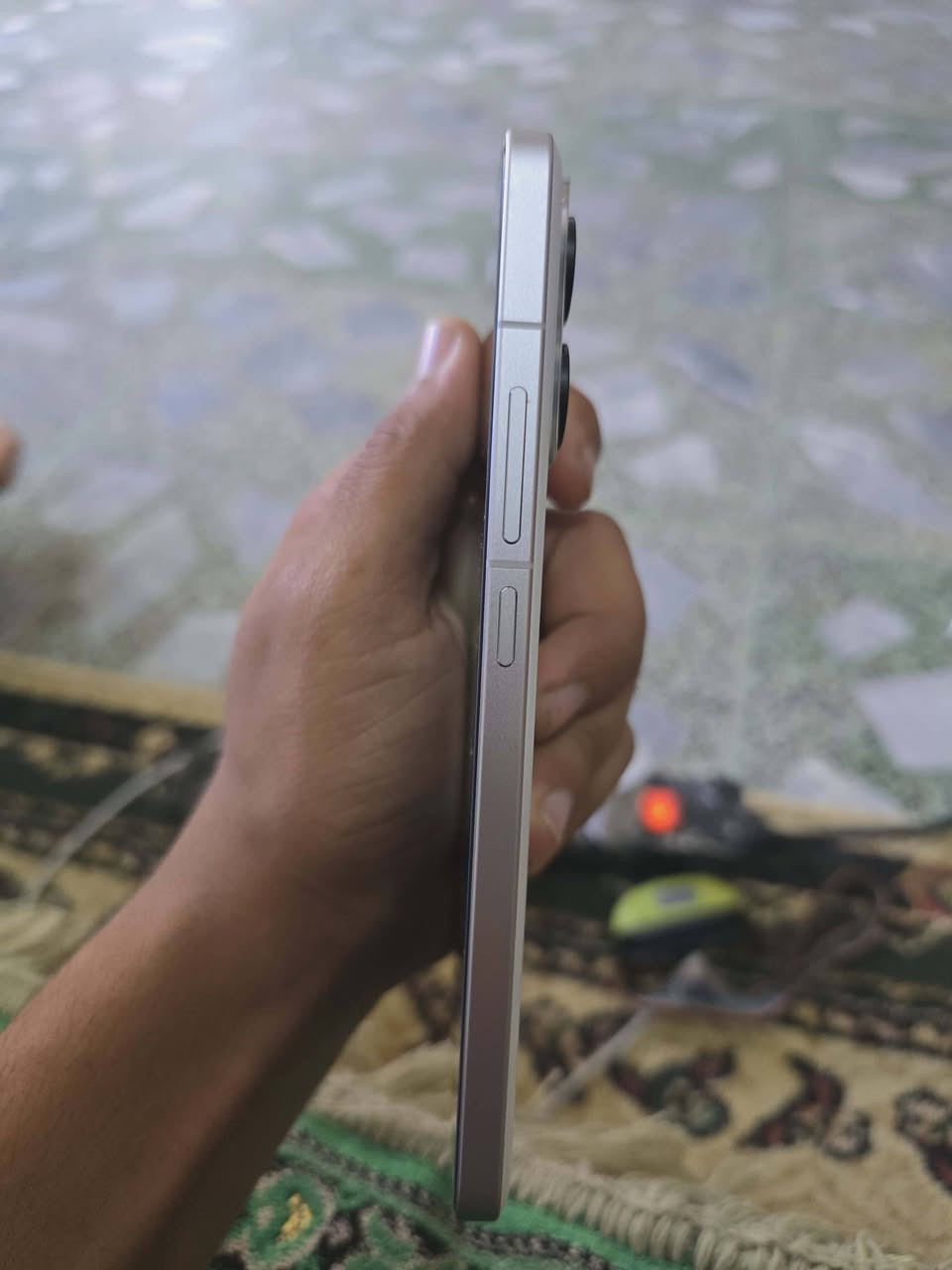 سلام عليكم ورحمه الله وبركاته اخواني موجود F6 pro  ذاكره 512 عشوائية 12+12 بمعالج Snapdragon 8 Gen 2 Mobile Platform  والجهاز وحوش بالعاب الثقيله مثل بوبجي 120 فريم  و كامل ملحقاته مستعمل اسبوع فقط  ويجي وياه مبرد بسعر كسر جوه سوك 470الف فقط


**إذا كنت صاحب هذا الإعلان وتريد حذفه لأي سبب، رجاءا أرسل رسالة إلى الدعم الفني**