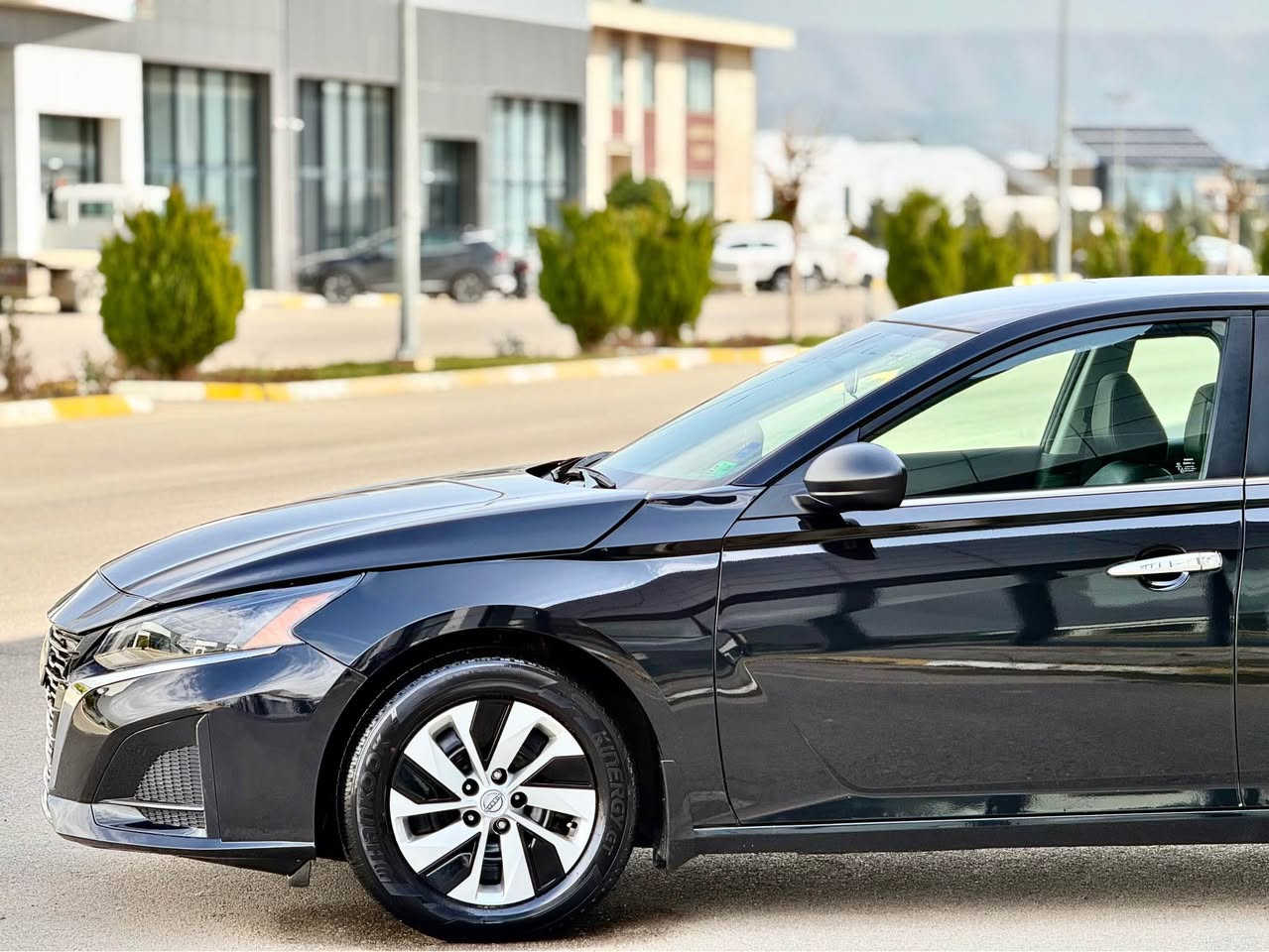 نیسان التیما ٢٠٢٤
سەیارەکە بۆنیت گۆراوە بە بيلاد .. 
٦٠٠٠ مایل ڕۆيشتوە 
ساردو چاڵ و شوختی نیە 
نرخی ١٤٩ وەرەقەیە مەجاليکی کەمی تیایە 
ڕەقەم شانصیم داناوە 
٣ مانگ ژمارە کاتی لەگەڵە 
٢ ڕۆژە داخل بووە 
بۆ زانیاری زیاتر پەیوەندی بکە 
***********
***********
«»«»«»«»@@@«»«»»»«»@@@»«»»»«»@@
                        نيسان التيما ٢٠٢٤  
بونيت تبديل بلادى صبغ مابى 
٦٠٠٠ ميل ماشية .. بدون بارد بدون شخط. بدون طعجه
السعر// ١٤٩ ورقه بى مجال بسيط
رقم الشاصى موجود ع صور 
٣ تشهر ويا ع مود الرقم الشمالية 
الستسفار رقم 
***********
*********** السليمانية, العراق
