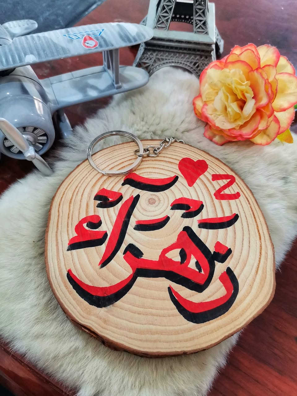 السلام عليكم ورحمة الله وبركاته.
#رمضان #مبارك #على #الجميع

متوفر في مكتبتنا😍 عمل مداليات خشبية طبيعية من قصات الأشجار  بأحجام مختلفة، وبأسعار تبدأ من 1500 دينار  حسب الطلب. 
"حوّل لحظاتك خاصة إلى قطعة طبيعية تعيش معك للأبد 🌳✨ — كتابة - نقش وحفر ، حسب الطلب على شرائح جذوع الشجر الأصلية، دائرية أو بيضوية، من  5 إلى 13 سم 📏🌿... تقدم كهدية لمناسباتك عيد الطالب - عيد المعلم - عيد الميلاد - التخرج - الخطوبة - الزواج ، ومصنوعة من قلب الطبيعة 🎁💚"
"اسمك، تاريخك، كلماتك... محفورة على جذع شجرة حقيقي 🌲🔤 — دوائر وبيضويات  ، تفاصيل يدوية تخلّد ذكرياتك بحب 🫶🍂. اطلبها الآن وخلي الطبيعة تحكي عنك!"
ومن قلب الغابة إلى يدك 🌿➡️✋ — شرائح خشب طبيعية ننقش عليها رسائلك وأسماء أحبابك 🖋️❤️  ، هدية لن تنتسى 🎀...
🚜🚚متوفر توصيل لكافة أنحاء العراق. 🚚🛺🚜
للحجز مراسلة الصفحة او الإتصال على الرقم   ***********  او عبر الواتساب.
عنواننا نهاية شارع الحضرة قرب مدرسة الصديق مجاور قصابة الشلال.
