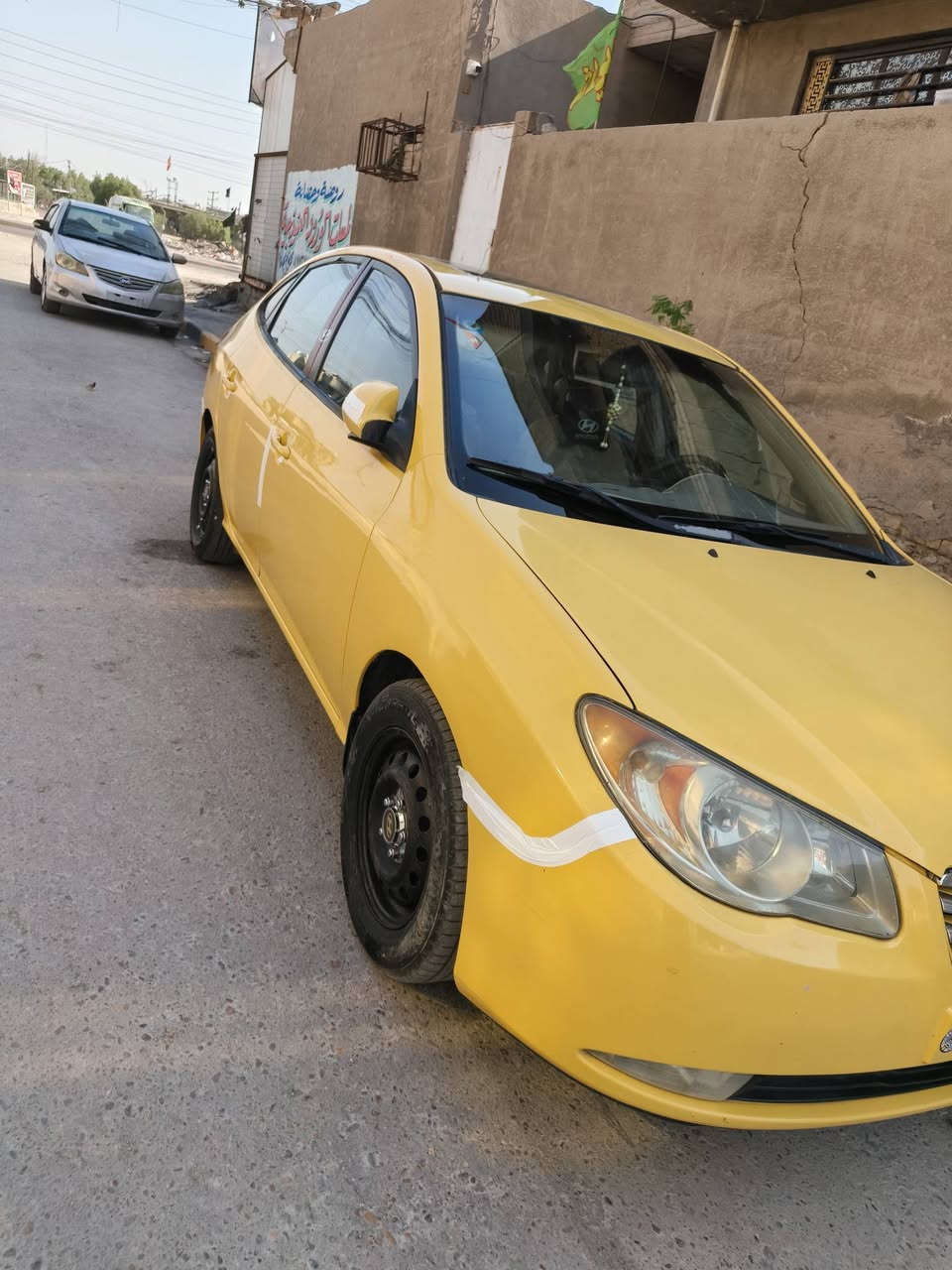 السلام عليكم 
النترا 2010امريكي تكسي 
رقم بغداد 
ضرر  بالجاملغ الخلفي فقط
كير - مكينة كفالة 
تخم تاير 
تبريد شغال
سياره نضيفه وحلوة 
تحويل مباشر ثاني يوم
مكاني بغداد 
السعر 90وبيها مجال 
للاستفسار ***********

