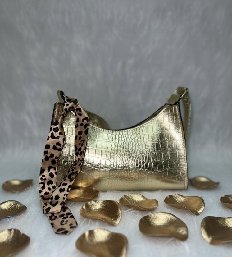 حقائب
موديل روغان
كوالتي عالي✅
تركي درجة اولى
متوفر 3 الوان 3🎨
القطعة 15 الف
القطعتين 25 الف
التوصيل مجاني


**إذا كنت صاحب هذا الإعلان وتريد حذفه لأي سبب، رجاءا أرسل رسالة إلى الدعم الفني**