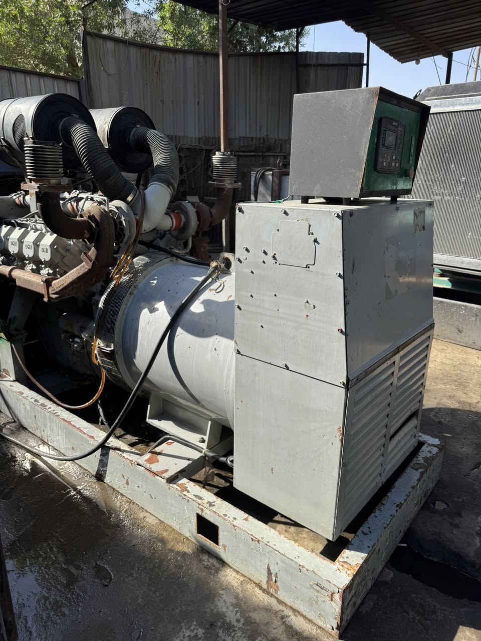 سلام عليكم
دايو 550KAV محرك🔟سلندر للبيع غير مفتوح بلادي اي استفسار اتصل وبيك خير وتدلل 
***********
