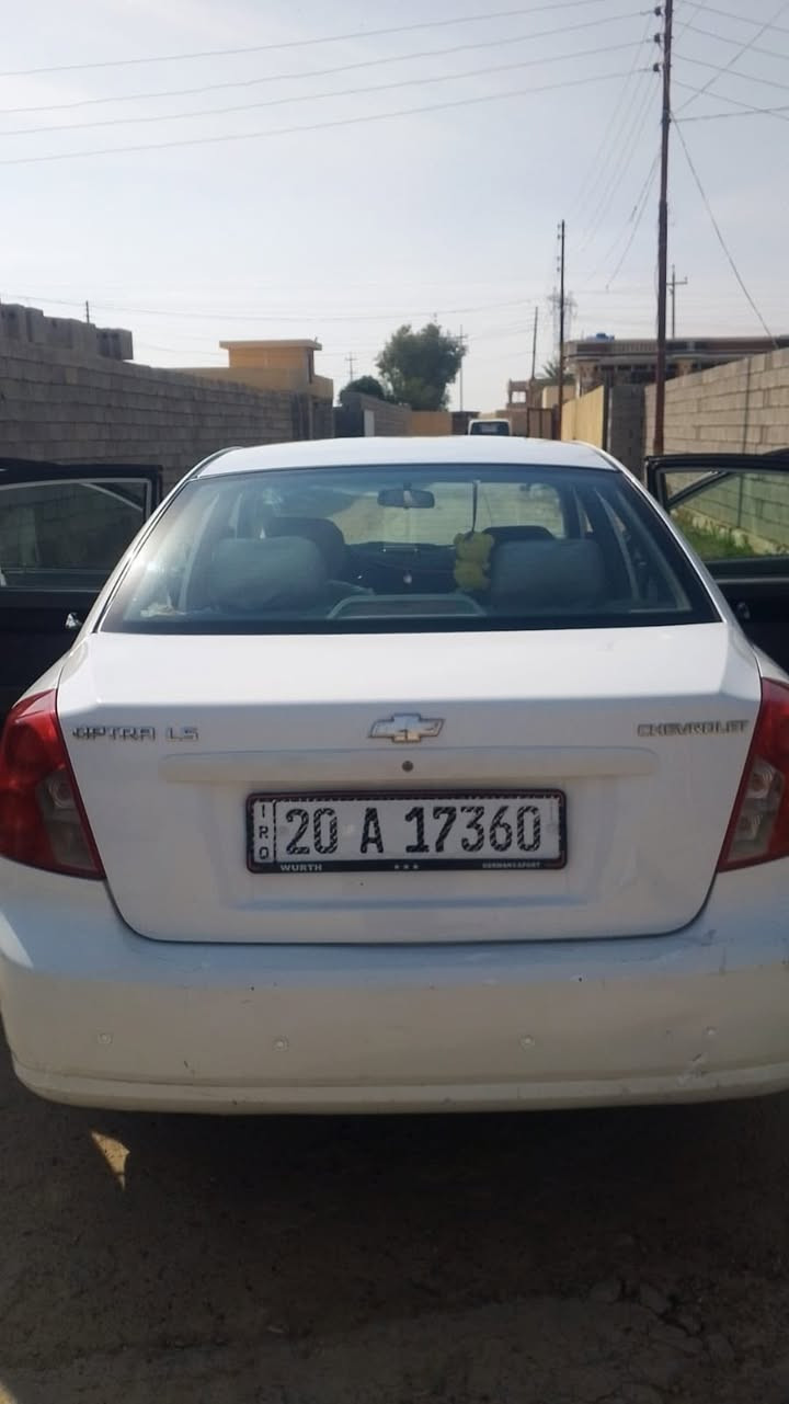 السلام عليكم عندي اوبترا موديل ٢٠١١ خليجي رقم ديالى نكليزي السنويه بسمنه السياره بيهه صبغ بس باب السايق السونر مرفق ويه الصور  مكينه كير مكفولات السعر ٨٠ ورقه بيهه مجال ***********العنوان بغداد الشعب
