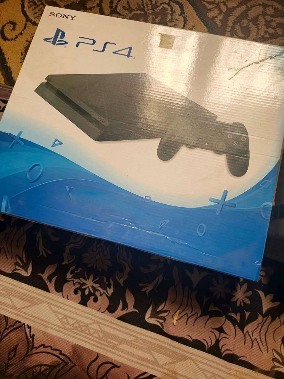 السلام عليكم بلي فور مهكر جديد وكامله محلقاته نضيف كلش ما صالي شهر من اخذته فقط خربان بي الR2 مال جوستك الاصلي 
@إشارة 
يو بي اس 850VA 
السعر 280 
الرقم ***********
