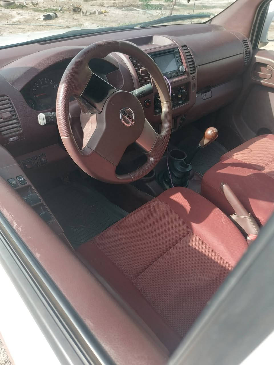 نيفاره موديل ٢٠١٣ مكفوله ما عده بيها باردات بسيطات جدن محرك مكفول شاصي مكفول سياره نضيه كولش السعر ١٠٠ وبيها مجال حك الجيه مكان السياره واسط الزبيديه ***********
