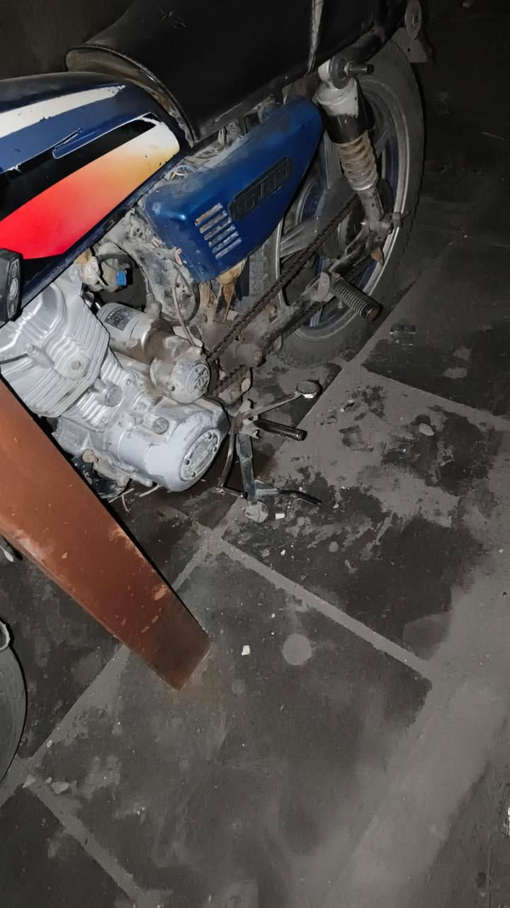 دراجه بارت للبيع مديل ٢٠١٨اوراق اصولي كهربائيات عطلانه نظافه مثل ماموضح بلصوره عنوان ناصريه شارع عشرين تلفون ***********
