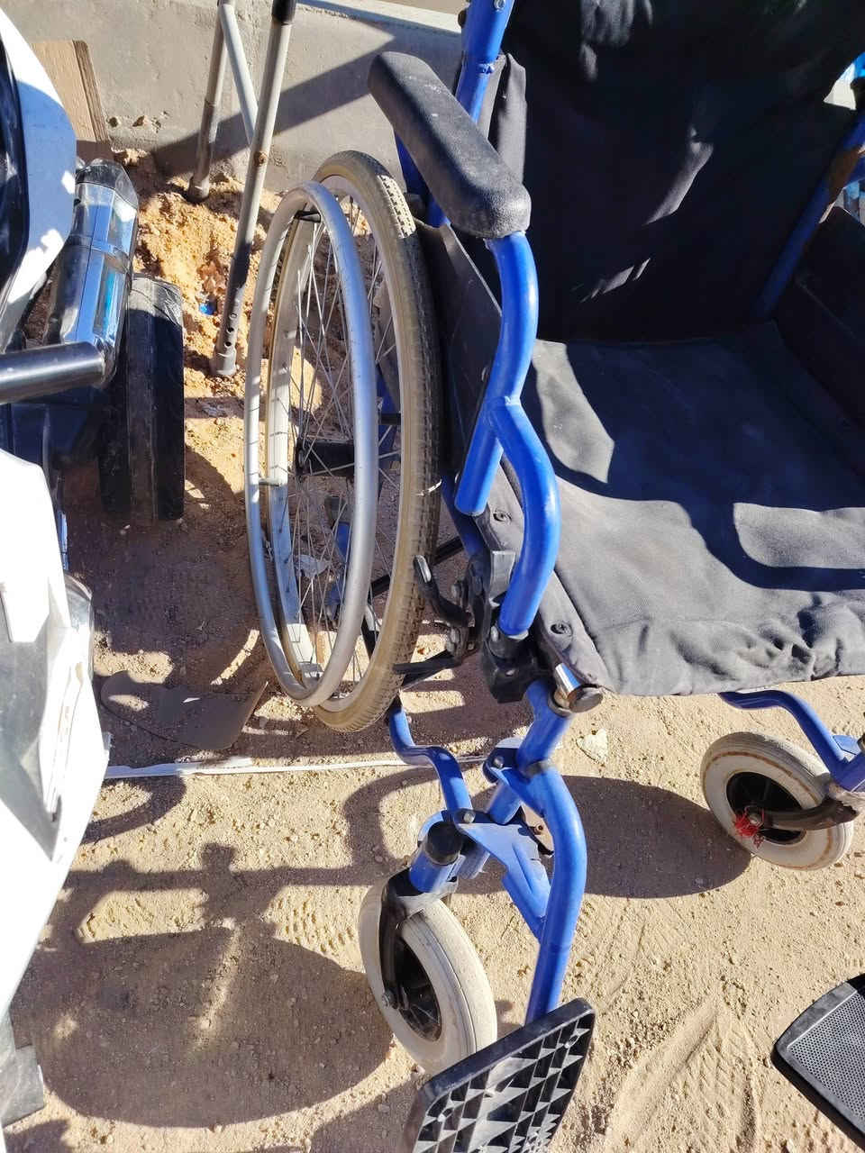 سلام عليكم عربانه نضيفه بسعر مناسب ***********
