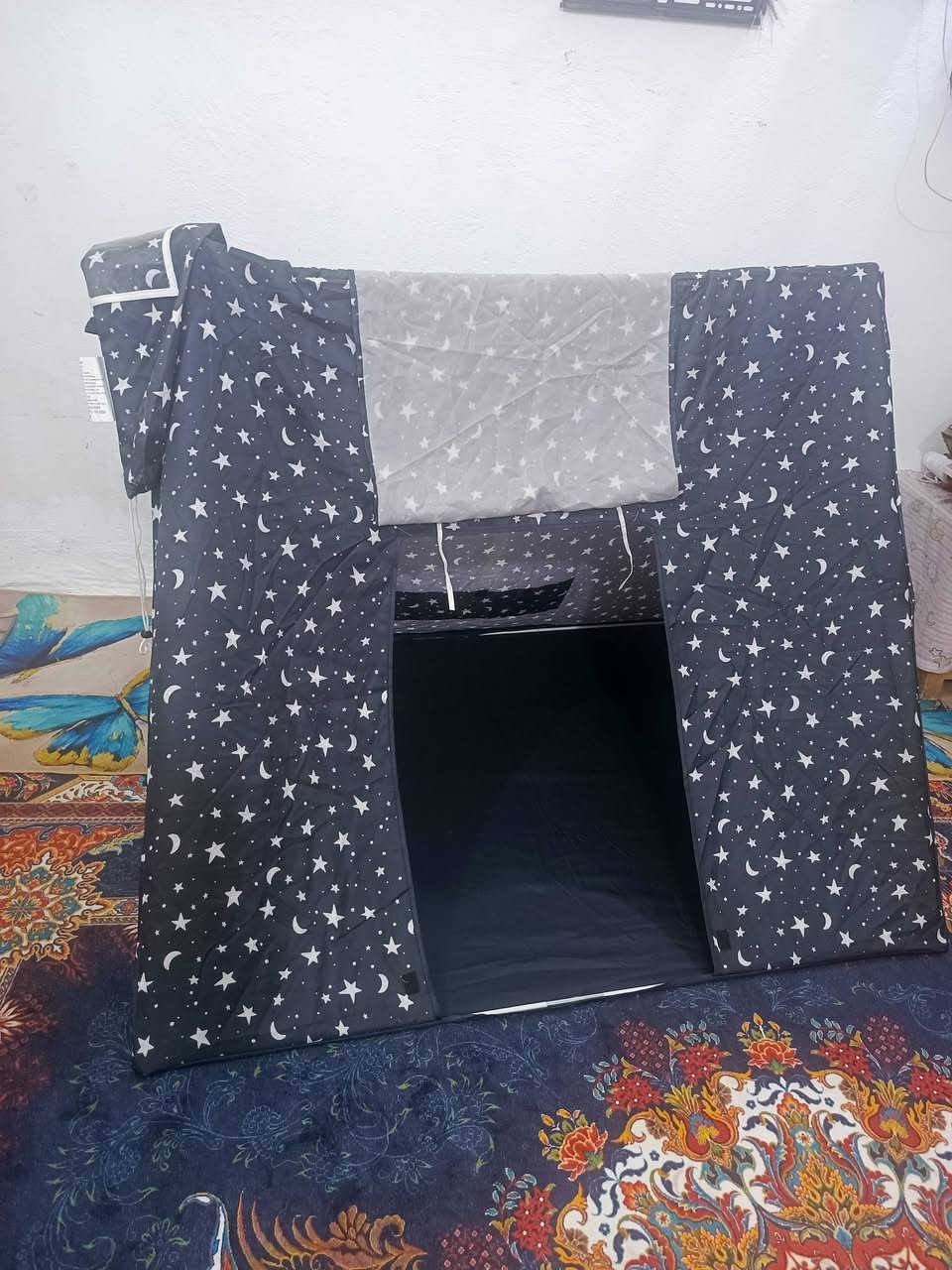 السلام عليكم خيمه اطفال نوعيه القماش ثخين واصلي سعرها 20 الف عنواني الماجديه شارع جامع  رقمي ***********
