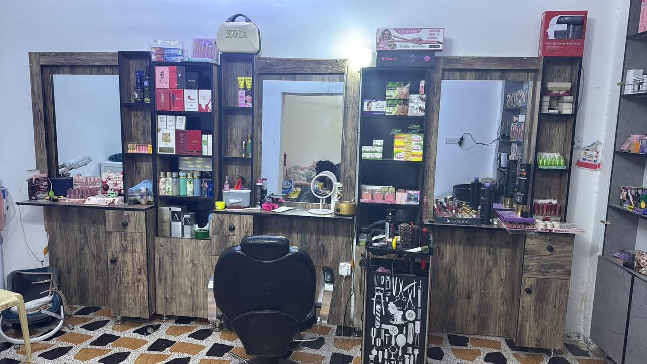 مستخدم نضيف بالطارميه 
@إشارة


**إذا كنت صاحب هذا الإعلان وتريد حذفه لأي سبب، رجاءا أرسل رسالة إلى الدعم الفني**