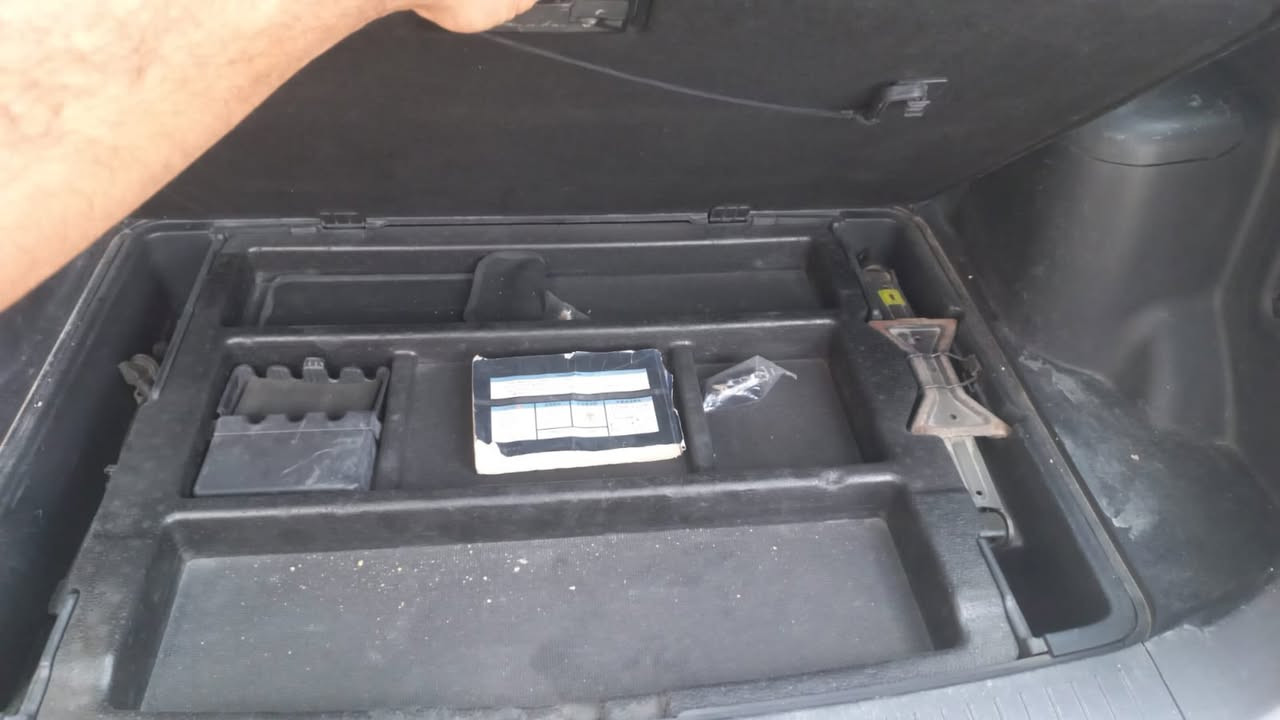 سبورتج 2008 وارد كوري
كفالة عامة بسمي رقم الدولي 
صبغ بنبد فقط كلير سبب جراد 
السونر مرفق بالمنشور 

كير مكينة شرط 
تدفئة 
تبريد ثلج ❄️ 
فتحة تدفئه بالكشنات 

السيارة جديدة وبالعافية ع ياخذها 

السعر 110 
مكاني بغداد الحسينية الراشدية 
***********
