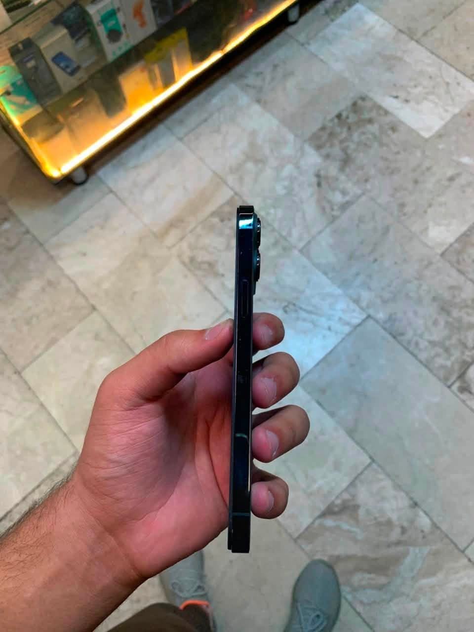 13 pro max
بطاريه 86
مبدل شاشه 
شبكه الـ Wi-Fi واكفه
شبكه النت 4G وشبكه الاتصال شغاله مابيها شي 
360 وبي مجال 
***********
