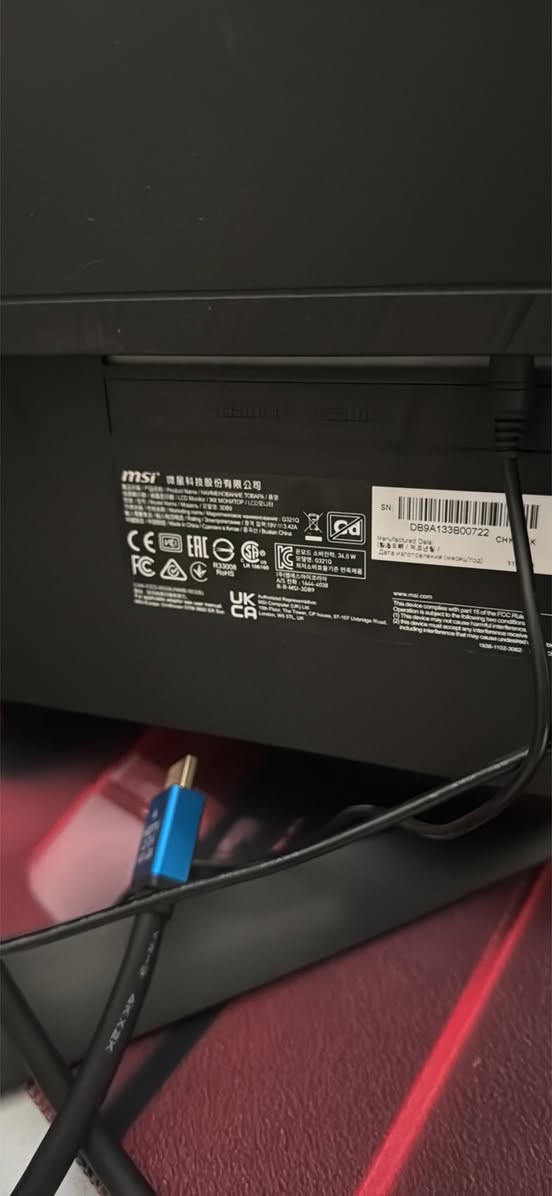 السلام عليكم
شاشة MSI حجم 32 إنچ
دقة 2K + سرعة 165Hz
أداء قوي وسلس جدًا للألعاب

✅ نظيفة جدًا
✅ استخدام خفيف
✅ شغلها ممتاز بدون مشاكل

💰 السعر : 350000


**إذا كنت صاحب هذا الإعلان وتريد حذفه لأي سبب، رجاءا أرسل رسالة إلى الدعم الفني**