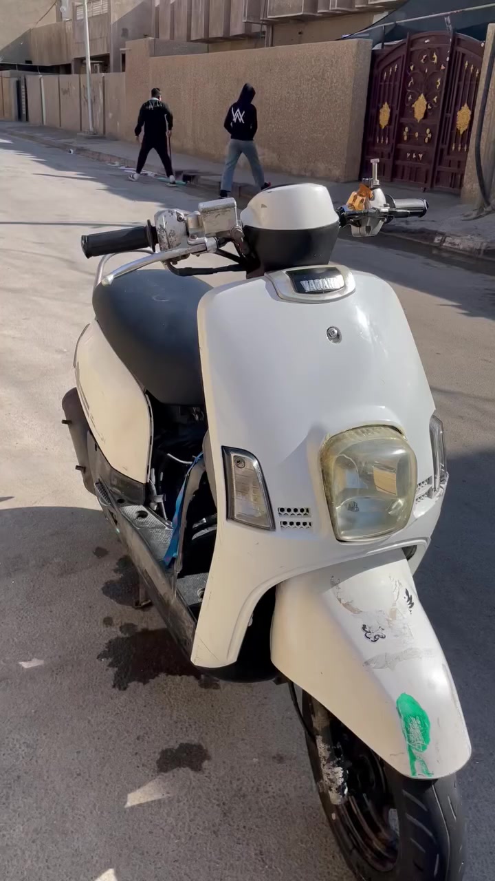 سلام عليكم ماكس بوليس اخت الرمبه بلاديه نوزل لا نضوح لا تبخير كله مكفول كفرات بلاد الدراجه كبل للشارع مكينه ناعمه فول مابيه نقص اي شي مكان بغداد الأمين السعر 650مجال بسيط ***********
