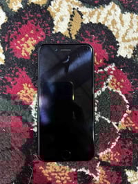 ايفون 7 • ٣٢ جيجا • بصمة عاطلة