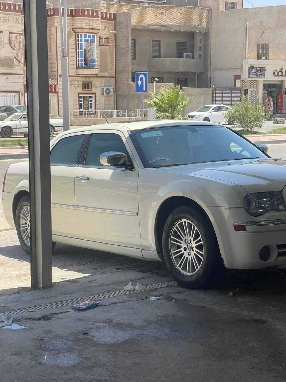 السلام عليكم اوباما للبيع او مراوس جاجر  موديل ٢٠٠٨ بيها تلحيضات صبغ هلالات خلفيه تصليح  مكينه ٣.٥جديده حداده زينه منظومه زنون كامله شاشه كامره فتحه سياره جاهزه رقم بصره باسمنا سنويه ل ٢٨ تحويل ثاني يوم  السعر ب ١٠٥ وبيها مجال مكاني بلبصره ***********
