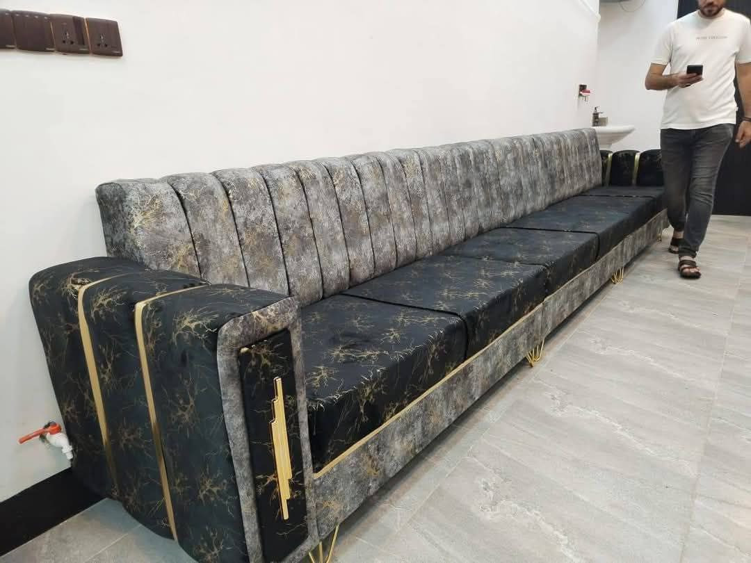 موديلات بتصاميم أنيقة تناسب كل بيت ✨
مودرن وكلاسيك بجودة عالية وجلسة مريحة.

أهلاً وسهلاً بكم بصفحتنا 🤍
معمل قيس العماري للتخم والديوان مختص بتفصيل وتصنيع التخم والديوان بموديلات عصرية وكلاسيك وبأفضل الخامات

شنو رأيكم بالموديلات المعروضة؟
أي وحدة عجبتكم أكثر؟ 👀

للاستفسار والأسعار راسلونا خاص
او اتصلوا على الرقم ***********
