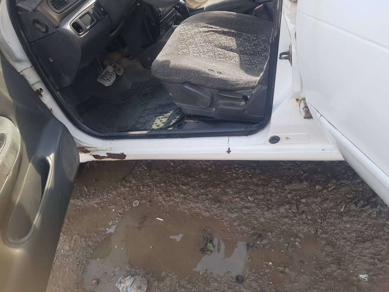 سيفيه ٩٦ جديده تبريد تفه صدر مابيها اي نقص كير اوتماتيك بيها خياسات بل دوس بس كهربايات صار ١٥ يوم حولتها هزه جديده عنوان سلمان باك *********** السعر ٣٦
