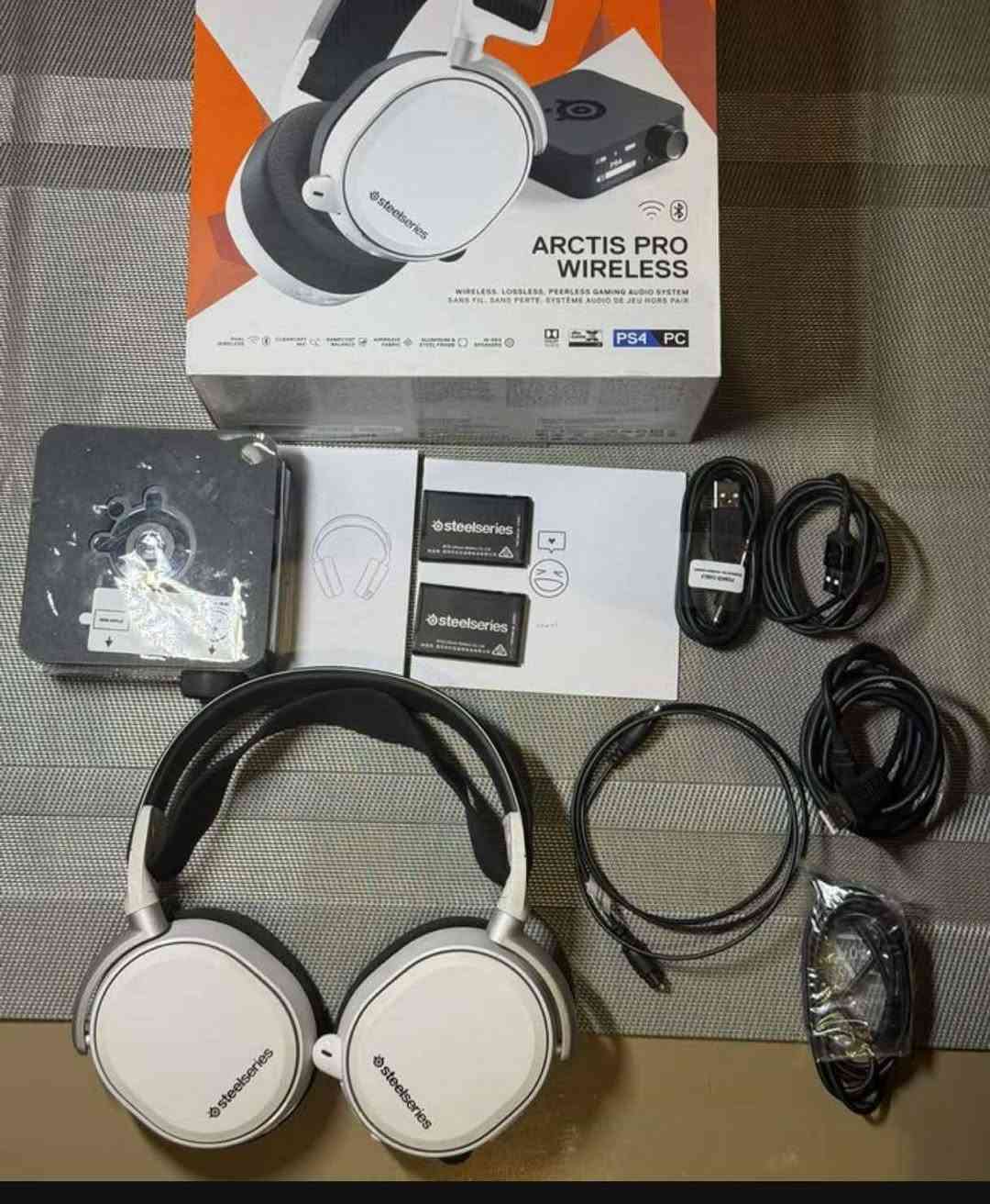 بيع سماعة فائزة بجوائز - Steel Series Arctis Pro Wireless نظافة 97% بطاريتين


**إذا كنت صاحب هذا الإعلان وتريد حذفه لأي سبب، رجاءا أرسل رسالة إلى الدعم الفني**