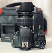 كامره كانون d700للبيع نضافه الكامره95%  ملحقاته رام بطاريه شاحنه جنطه ...