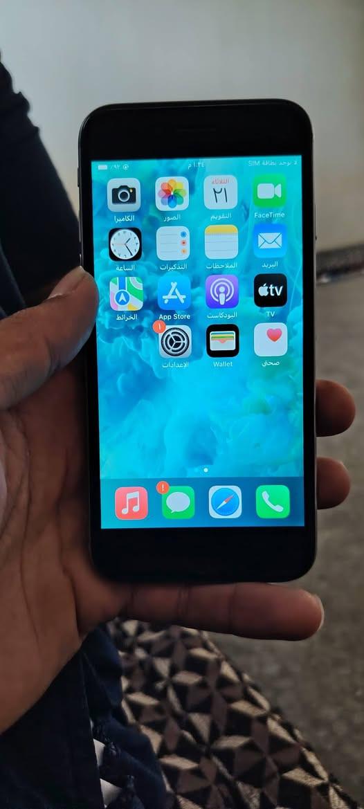 ايفون لبيع جهاز كله بلادي مال بيت رايده 100  وبي مجال  جهاز مال بيت ***********
