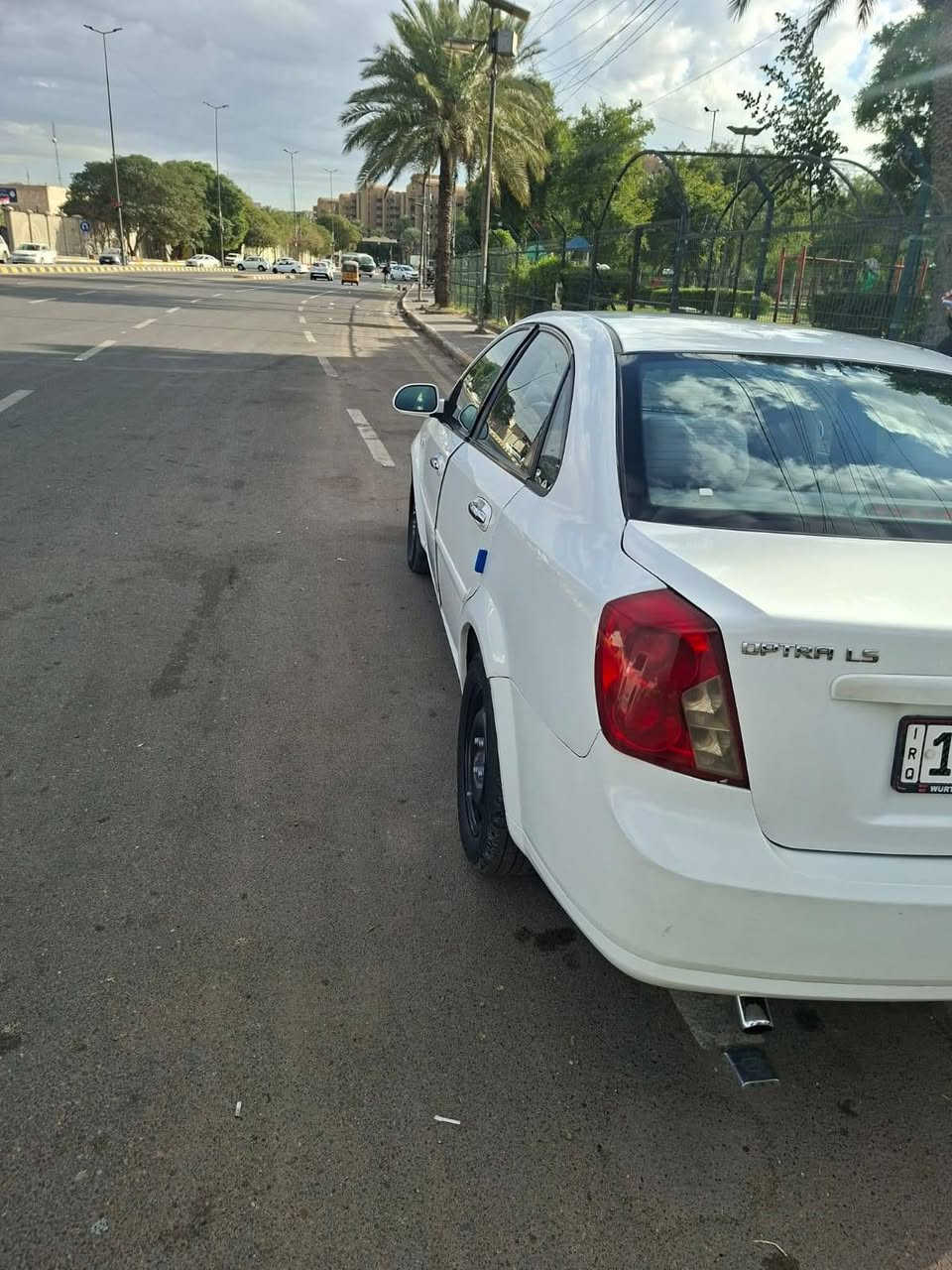 سيارة 2010 سيارة جاھزة السعر ٧٥ ورقة مكاني بغداد ***********
