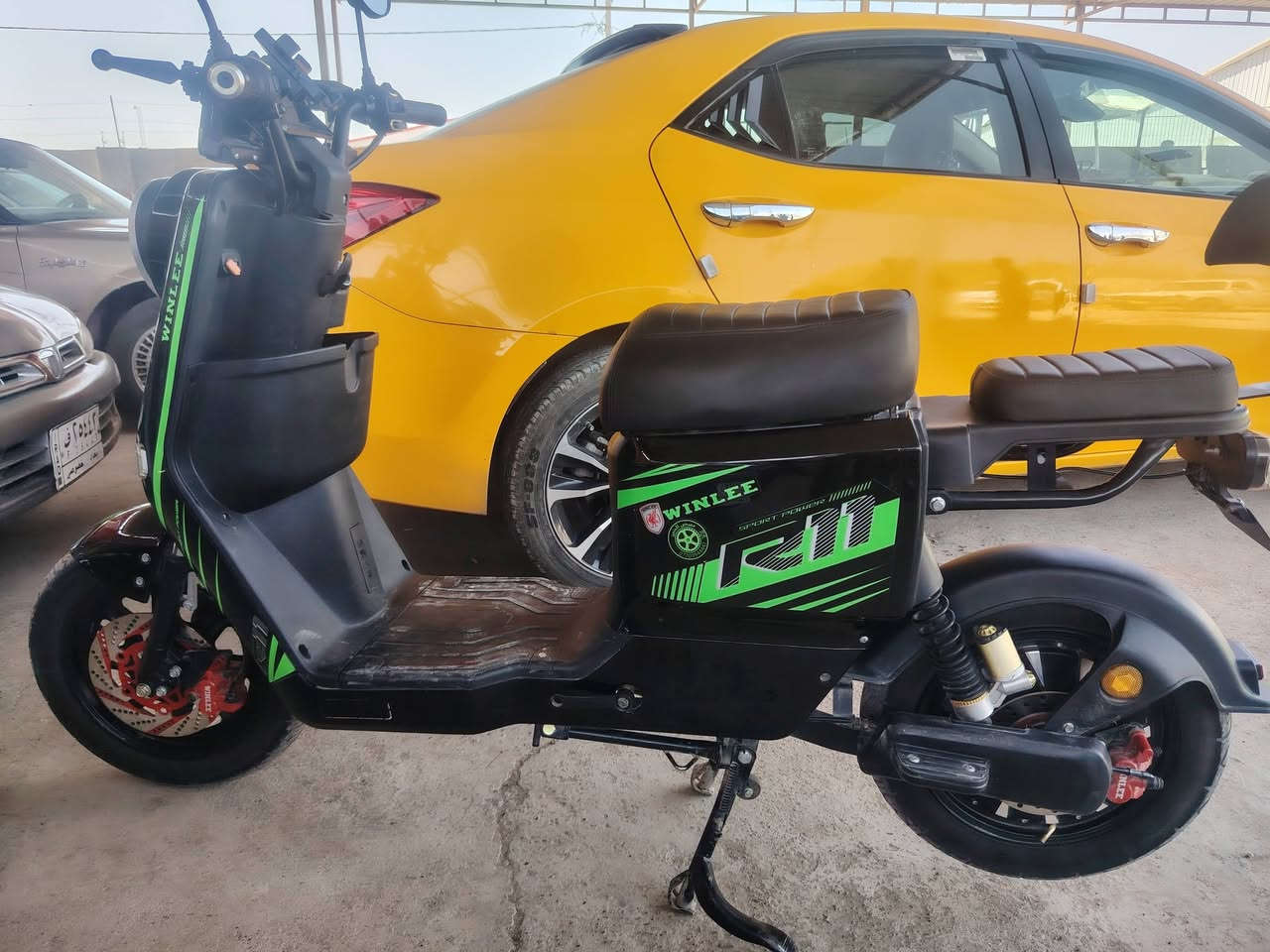 سلام عليكم بايسكل شحن R11 فول مواصفات 5بطاريات 32انبير شركه ونلي مابيه اي عيب كهربائياتو كلها شغاله ابلاتوث هم شغال سعرو 600وبيه مجال ***********
