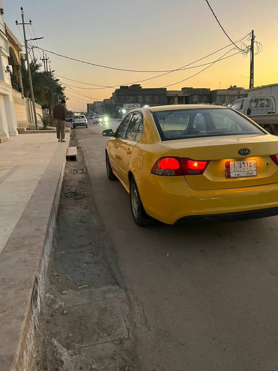 السلام عليكم #للبيع أو مراوس
اوبتيما 2009 وارد كوري مكينة 2000 جديده شرط 
كير 4نمر جديد حدادية جديده تخم تاير السياره ماعايزه برغي جاهزه هيئة وغرامات مصفره مشروع وطني #ضربتها جاملغ خلفي مگصوص ومبدل فقط قبق جاملغ +جاملغ وبنيد مبدلات يعني 4قطع مكفولة من العابر والتجيه والگلبه
#السعر 77وبيها مجال 
#عنوان السماوة ***********
