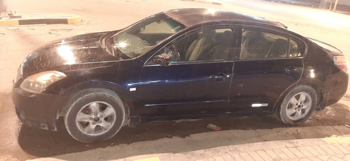 نيسان التيما ٢٠٠٧ كير ومحرك كامري ابو الجف السيارة تحويل راعيها موجود السعر ٢٨ مكان البصرة كرمه علي ابو صخير 
*********** البصرة, العراق
