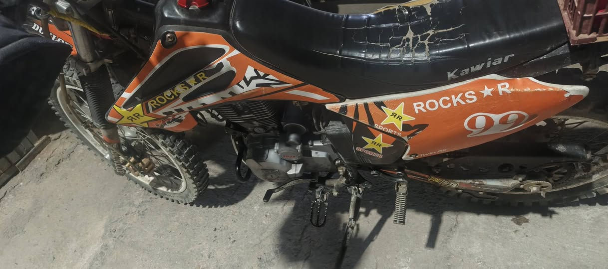 درجه نظيفه وخير من الله لا تنقيص ولا تبخير مديل 24وبيه مكاتبه مكفوله من العشاير العنوان بغداد السعر ٩٠٠وبيه مجال رقم ‏‪***********‬‬
