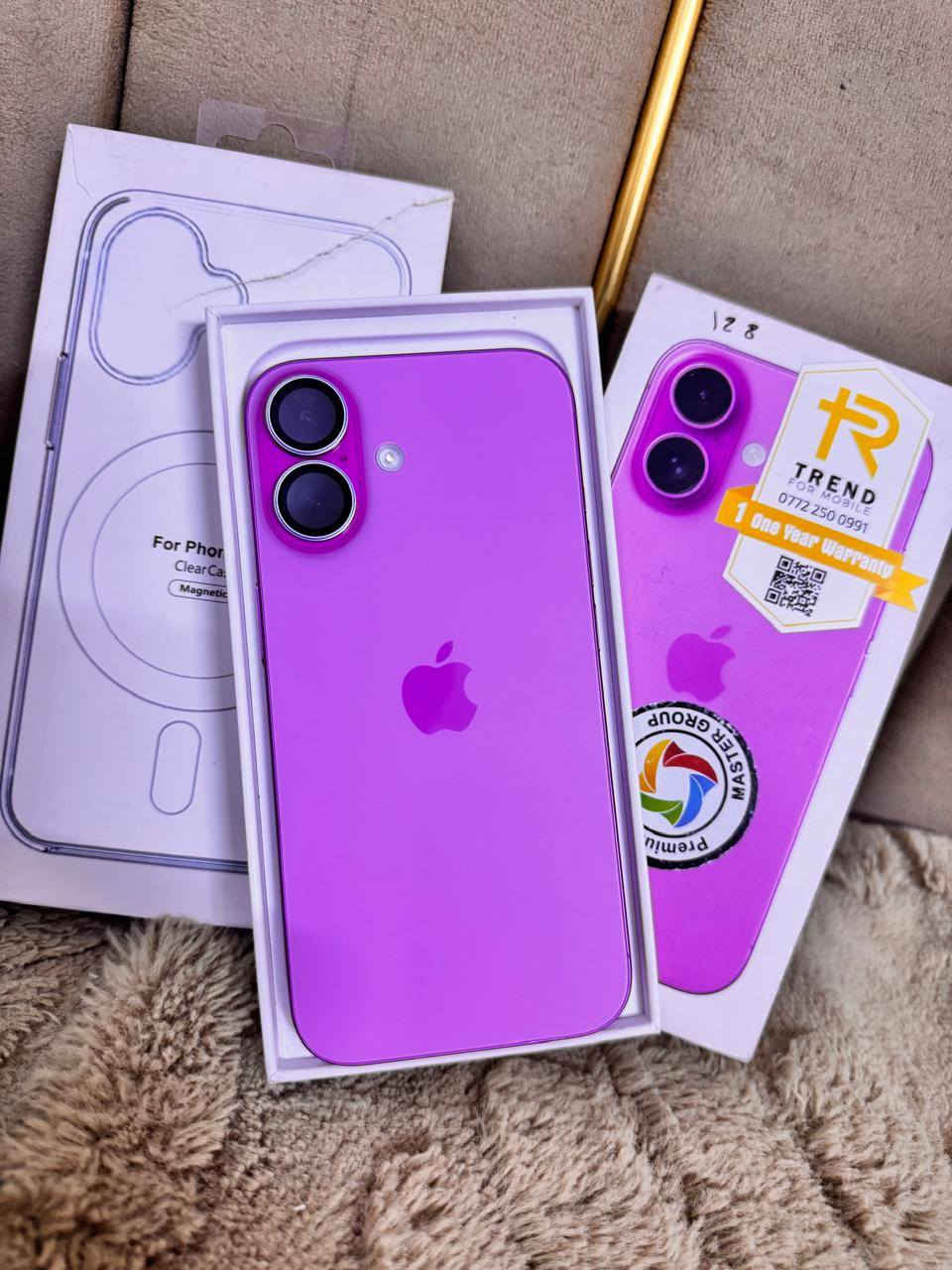سلام عليكم
للبيع iphone 16
لون pink💕
ذاكرة 128
جهاز (ماستر) بعده داخل ضمان لحد شهر السادس
شخط مابيه وين مايعجبك افحص شرط تأخذ من باب البيت السعر ٨٠٠ وبيه مجال
تك سيم 
بطارية ٩٤ 
مع كامل ملحقاته وكفرات عدد ٣ 
  ***********
