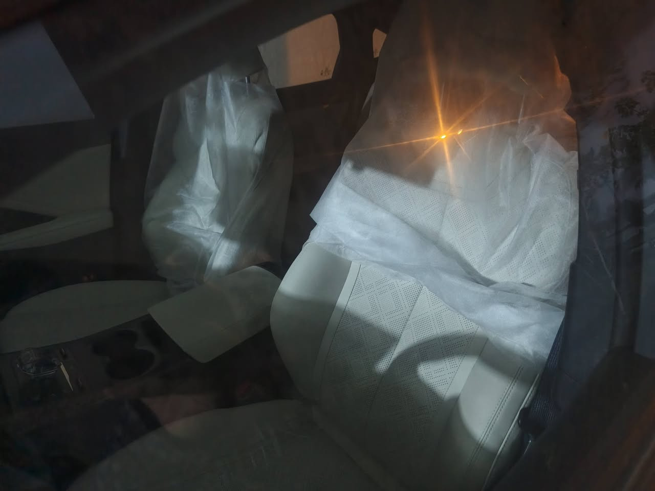 زيرو زيرو  للبيع   كن بلاص بدون لوحات   السياره زيرو  داخل ابيض   بل كارتون  السياره  ماشيه  ١٠ كيلو  السعر 18500 قفل قفل قفل 

***********  وتساب   مكاني بغداد  الغزاليه
