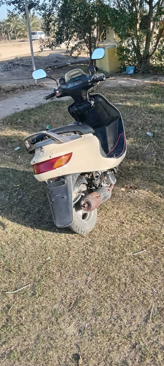 دراجه فراشه البيع نقصه بس باتري كربلاء طوريج***********
