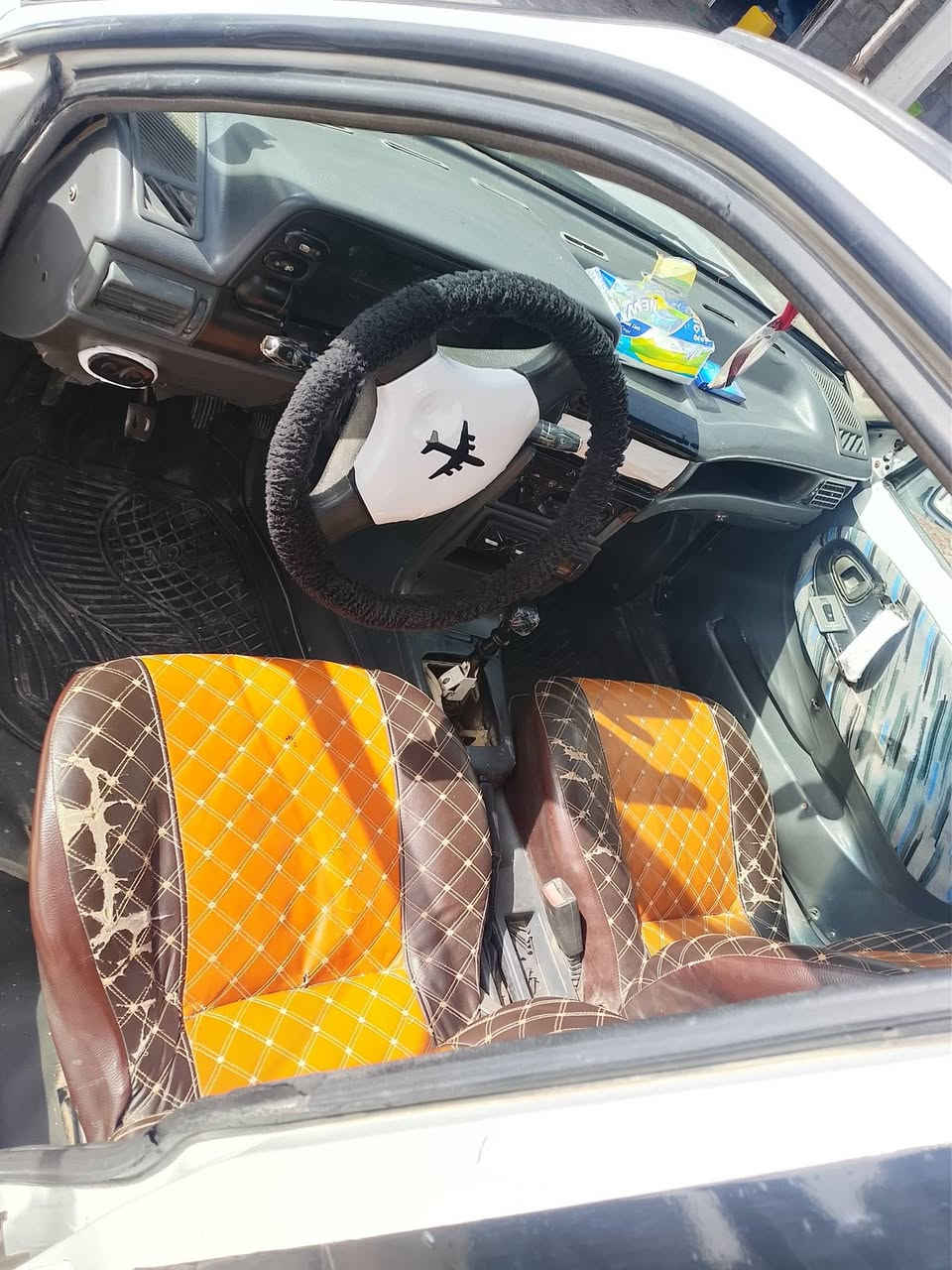 سلوو 96 رغم بغداد نكليزي✅
محرك وكير جدد✅ 

كهربائات شغاله كله✅

كشانه جلد ✅

قماره وارضيه جلد ✅

تايرات جدد✅

صدر نضيف✅

دهن ليوم بدلته جديد✅

سياره جاهزه ما بيه نقص🧿

سعر29  🥰

*********** رغمي
