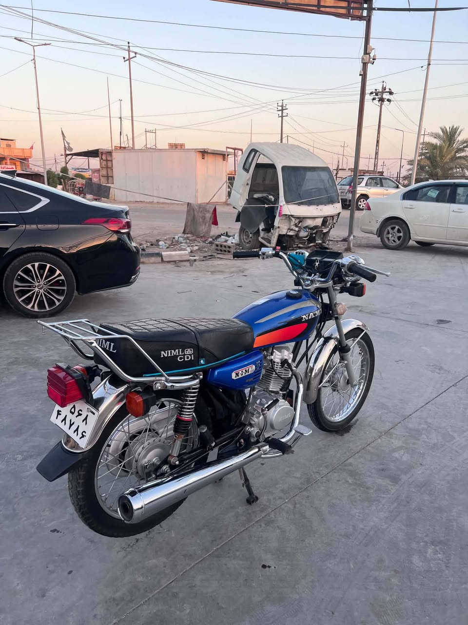 السلام عليكم 

نامه 26 

كفالة عامة

شلعة ومعدل طيران 
النضافة شوفت عينك

أوراق كاملة

مكاني مسيب 

***********
