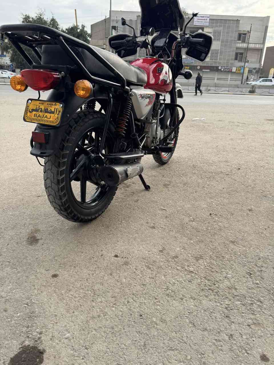 سلام عليكم بوكسر للبيع عنواني بغداد الدوره ***********
